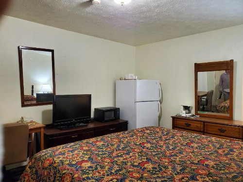Nakon Motel image 7